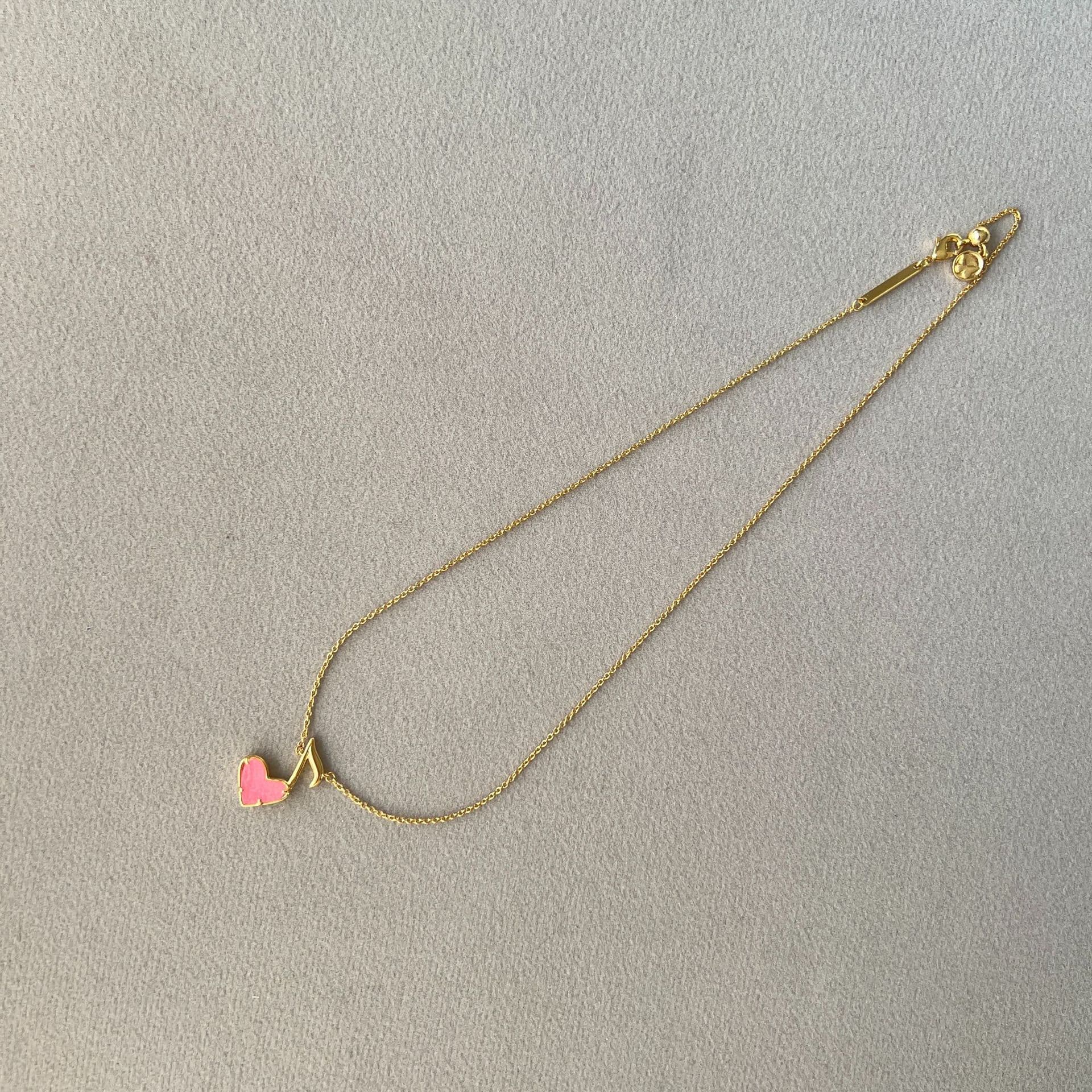 ゴールドアクセサリー ピンクハートペンダントネックレス