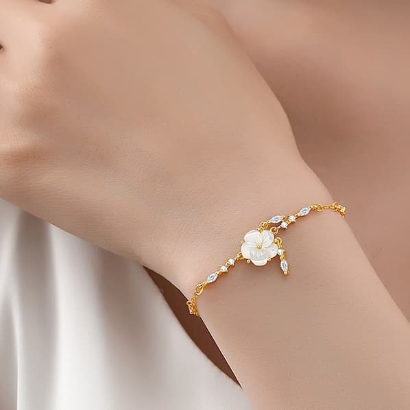 ゴールドアクセサリー 山茶花モチーフ ネックレス&ブレスレットセット