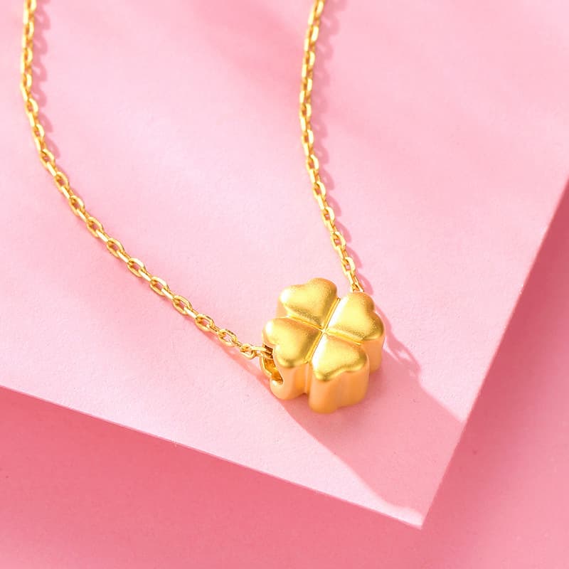 ゴールドアクセサリー 四葉のクローバー モチーフネックレス