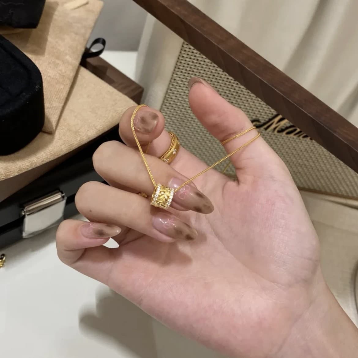 ゴールドアクセサリー 繊細な透かし柄ジュエリーセット
